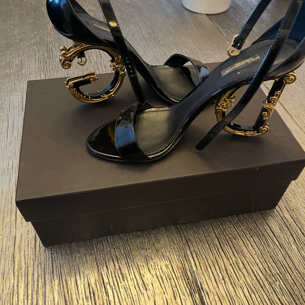 Dolce & Gabbana Black And Gold Heels
